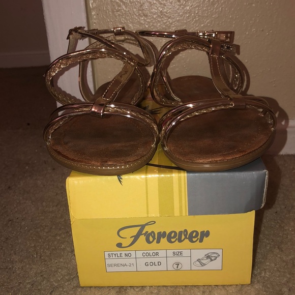 Sandals - Picture 3 of 3